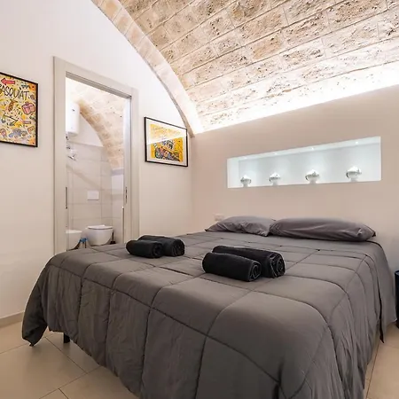 Le Cave アパート バーリ